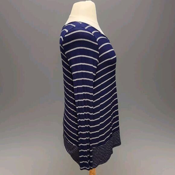 BCBGMaxAzria Long Sleeve Navy Blue Gray Striped Knit Top Size XL - Picture 3 of 11